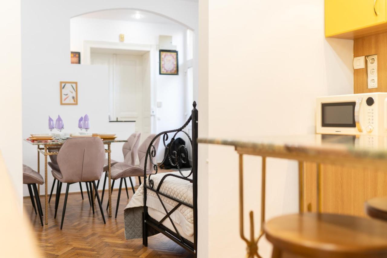 5* Noble House In Historic Center Villa Cluj-Napoca Exterior photo