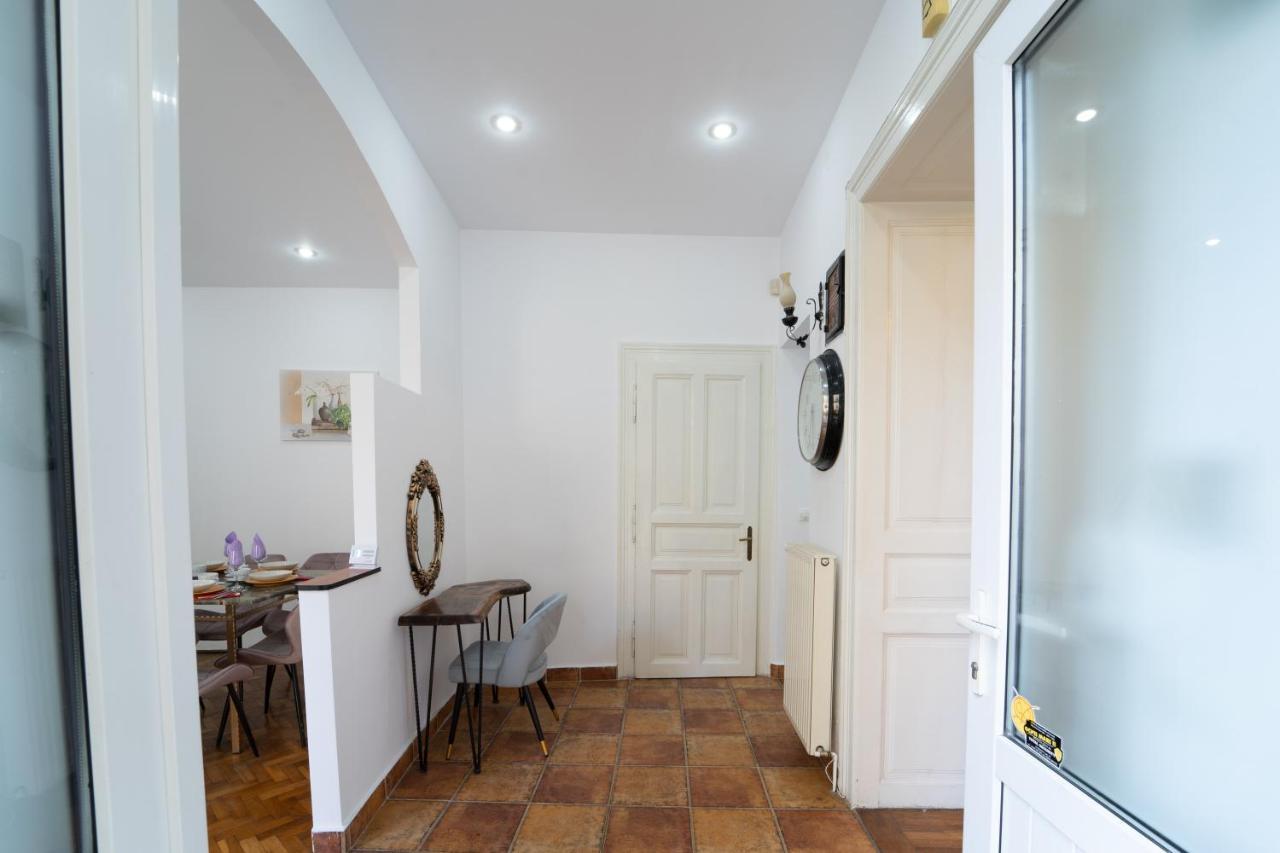 5* Noble House In Historic Center Villa Cluj-Napoca Exterior photo
