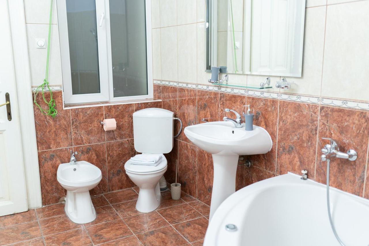 5* Noble House In Historic Center Villa Cluj-Napoca Exterior photo